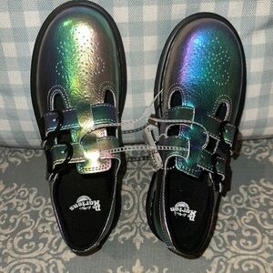 NWT- Doc Martins, girls velcro iridescent, double strap Mary Jane’s